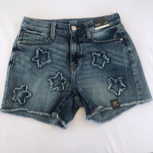 JCP  a.n.a  star denim shorts